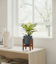 Lade das Bild in den Galerie-Viewer, Iron Gray stand:dark