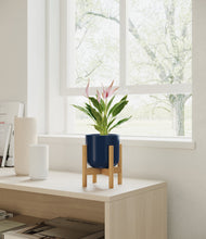 Load image into Gallery viewer, Twilight Blue stand:bamboo