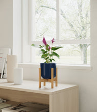 Load image into Gallery viewer, Twilight Blue stand:bamboo