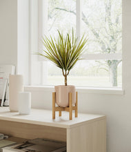 Charger l'image dans la galerie, Sandy Pink stand:light