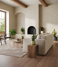 Lade das Bild in den Galerie-Viewer, Earthy stand:two_stands