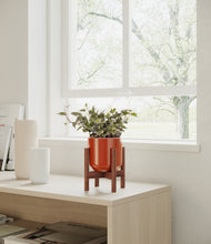 Charger l'image dans la galerie, Glossy Red stand:dark