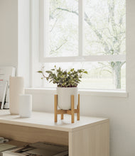 Load image into Gallery viewer, Natural Bamboo stand:light