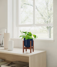 Load image into Gallery viewer, Twilight Blue stand:walnut