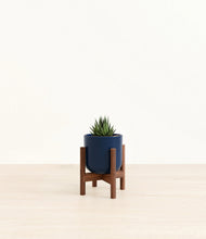 Load image into Gallery viewer, Twilight Blue stand:walnut