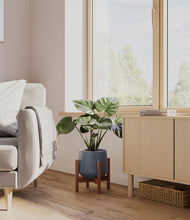 Lade das Bild in den Galerie-Viewer, Deep Navy stand:dark