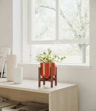 Load image into Gallery viewer, Glossy Red stand:walnut