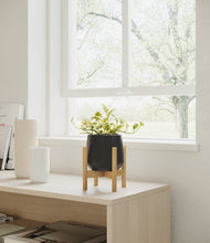 Load image into Gallery viewer, Black stand:bamboo