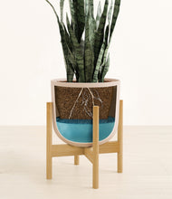 Load image into Gallery viewer, Sandy Pink stand:bamboo