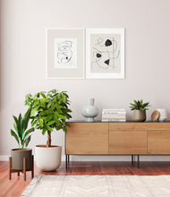 Load image into Gallery viewer, Woodland stand:one_stand