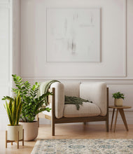 Load image into Gallery viewer, Sandy stand:one_stand