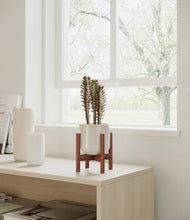 Lade das Bild in den Galerie-Viewer, Snowdrift White stand:walnut