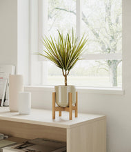 Charger l'image dans la galerie, Sage Green stand:light

