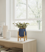 Charger l'image dans la galerie, Deep Navy stand:light
