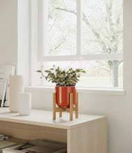 Charger l'image dans la galerie, Glossy Red stand:light
