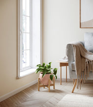 Load image into Gallery viewer, Calm Rose stand:bamboo
