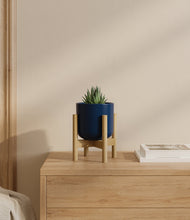Load image into Gallery viewer, Twilight Blue stand:bamboo
