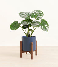 Lade das Bild in den Galerie-Viewer, Deep Navy stand:dark
