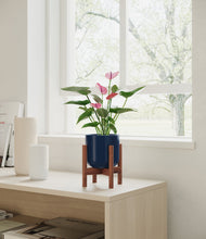 Lade das Bild in den Galerie-Viewer, Twilight Blue stand:walnut

