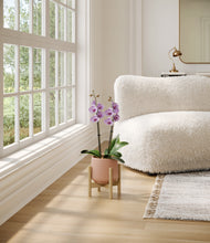 Load image into Gallery viewer, Calm Rose stand:bamboo
