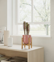 Lade das Bild in den Galerie-Viewer, Hammered Rose Pink stand:bamboo
