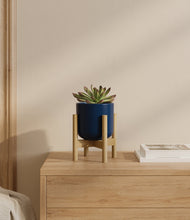 Load image into Gallery viewer, Twilight Blue stand:bamboo
