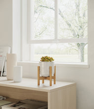 Load image into Gallery viewer, Hammered Ivory stand:bamboo
